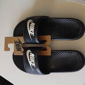Nike men's sandals